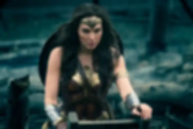 Gal Gadot dalam Film Wonder Woman.