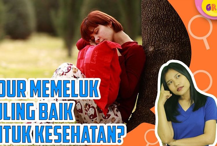Sering Dianggap Biasa Saja, Ternyata Memeluk Guling Saat Tidur Punya