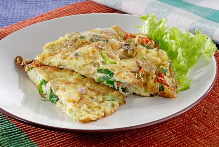 Buat Sendiri di Rumah Ini Resep Telur  Dadar Tebal ala 