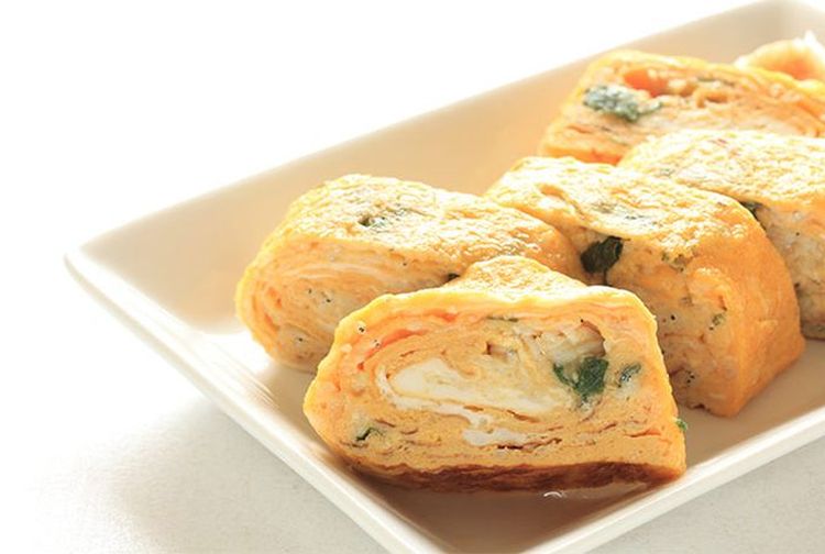 Cara Membuat Telur  Dadar Gulung  ala Jepang  atau Tamagoyaki 