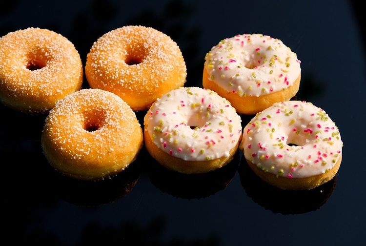 An easy way to make donuts and stay soft all day.
