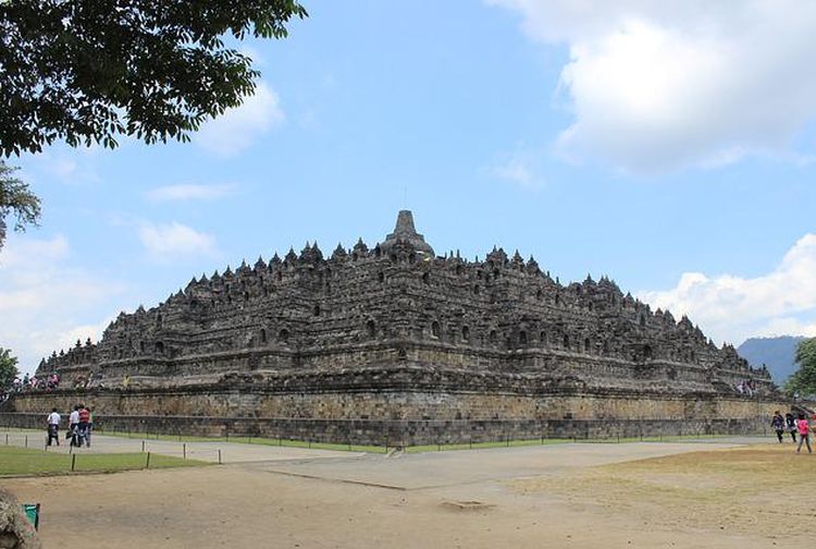 Peninggalan Kerajaan Buddha, Materi Kelas 4 SD Kurikulum Merdeka - Kids