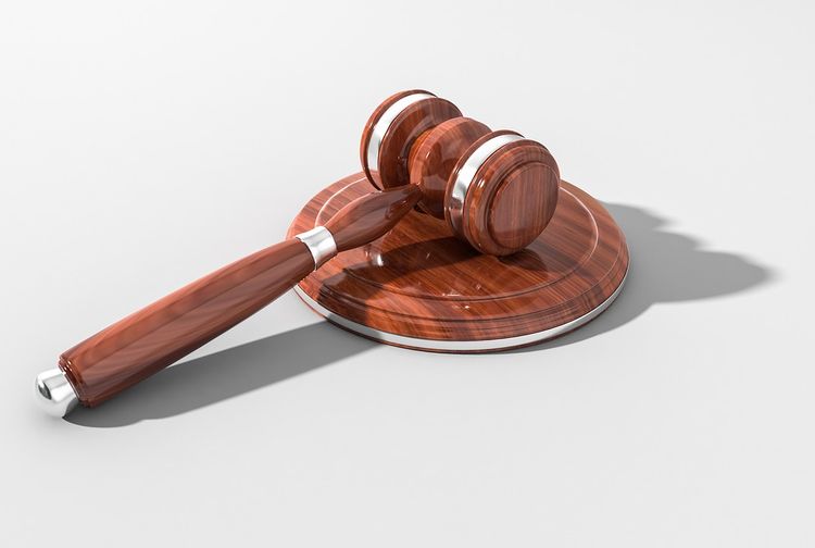 Sistem Hukum Anglo Saxon