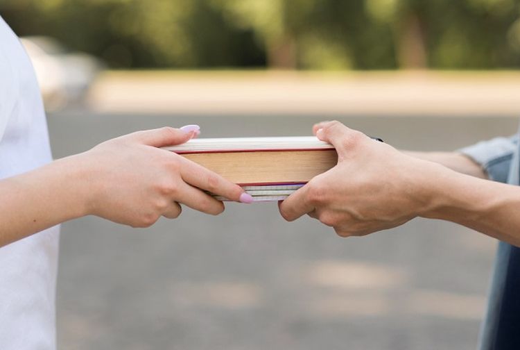 3 Kelebihan dan Kekurangan Sistem Barter bagi Kehidupan Manusia - Kids