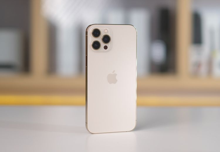 Pengguna iPhone 12 Keluhkan Masalah Logo Apple Berkedip Saat Restart