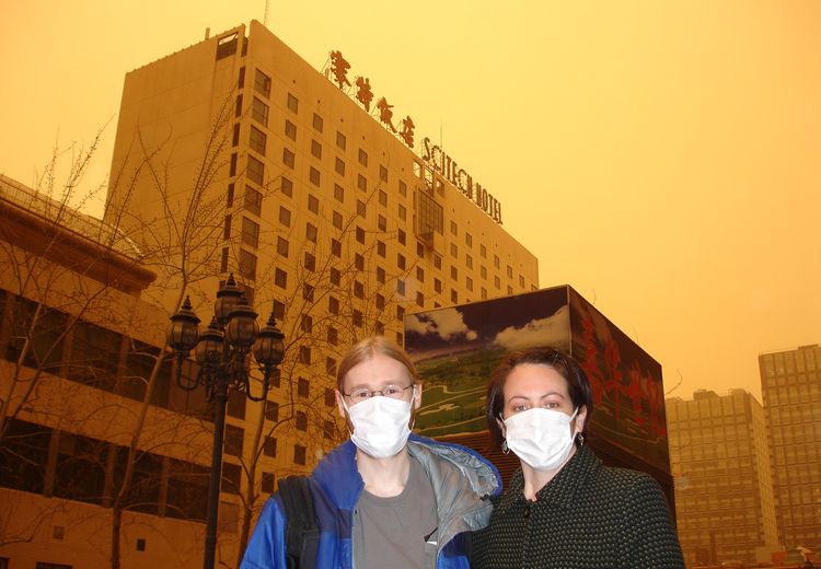 Ada Pertanda Buruk di Balik Warna Oranye Langit Kota Beijing