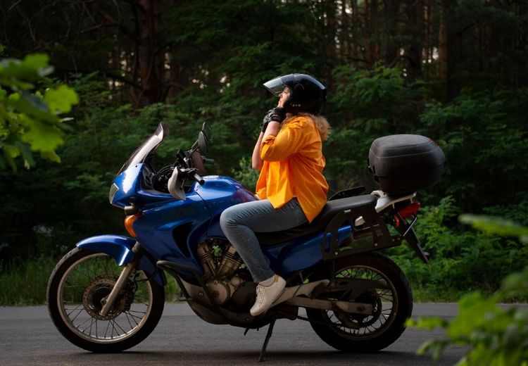 Rincian Biaya Ganti Plat Motor Luar Daerah, Wajib Dibayar di Samsat