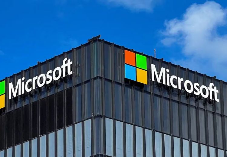 Microsoft Berinvestasi Rp1,3 Kuadriliun untuk Membangun Pusat Data AI