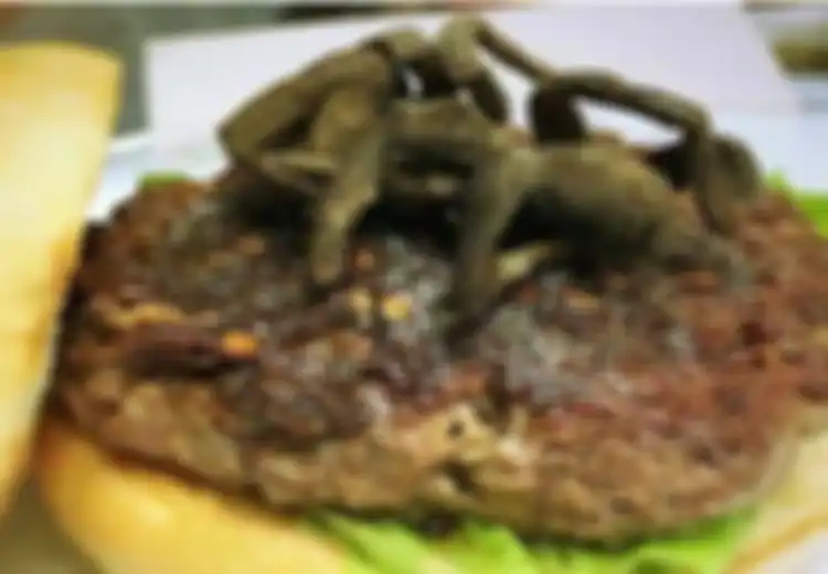 Unik, Restoran Ini Tawarkan Burger Dengan Tarantula dan Kalejengking, Berani Coba?