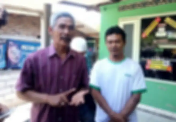 Aksi Siram Anak Yatim Dengan Oli Bekas Viral, Pemilik Bengkel Akhirnya Minta Maaf