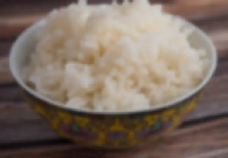 Mulai Sekarang, Jangan Lagi Makan Nasi Sisa Kemarin karena Akibatnya Bisa Sangat Berbahaya