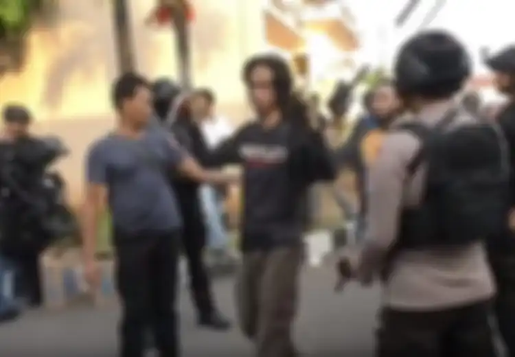 Apa yang Harus Dilakukan Jika Teroris Menyerang Kota Tempat Tinggal Kita?