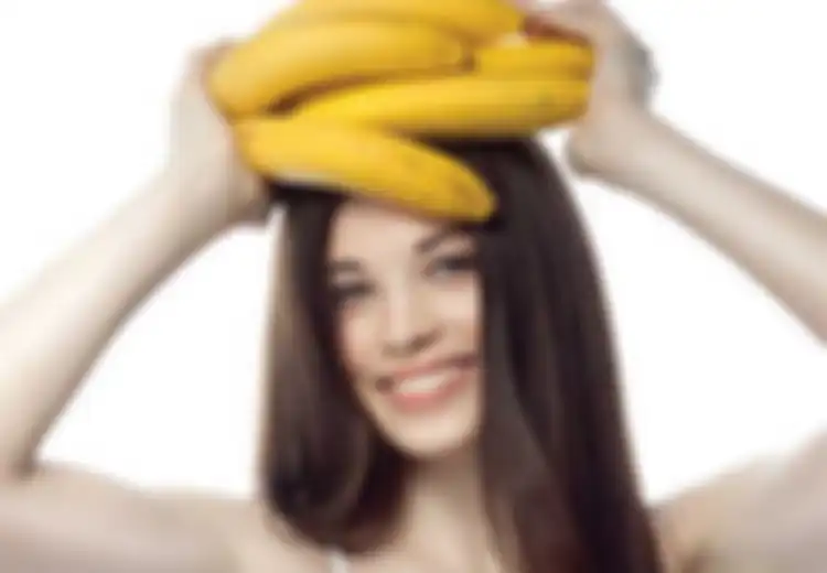 Ini yang Akan Terjadi Jika Kita Oleskan Campuran Pisang ke Rambut