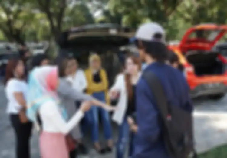 Begini Serunya Menata Barang Mudik di Mobil dalam Acara Nguber Bukber Bersama Suzuki
