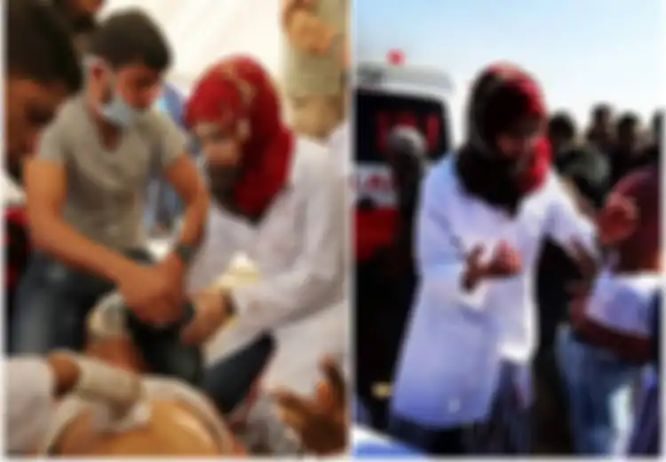 Foto-foto Menyayat Hati Si Cantik Razan Al Najjar, Merawat Warga Palestina Meski Dihujani Tembakan Israel