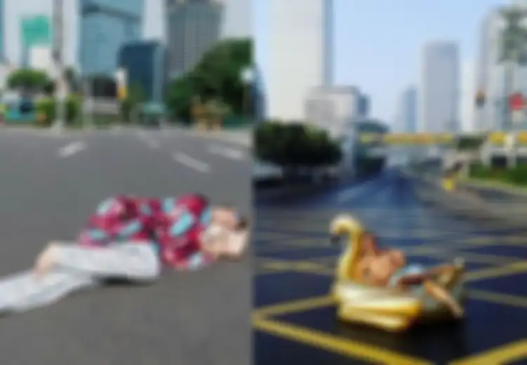 (Foto) Rayakan Kosongnya Jakarta yang Ditinggal Mudik, Orang-orang Ini Berfoto di Tengah Jalan dengan Gaya Kocak