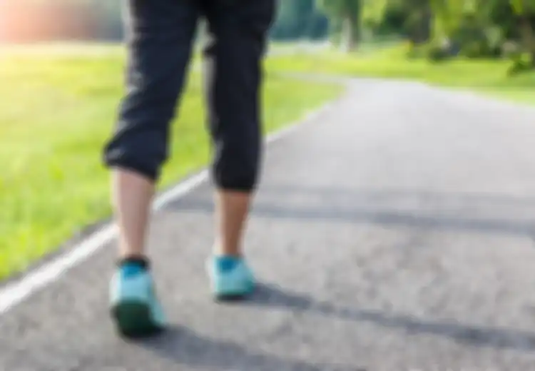 Cobalah Berjalan Kaki 30 Menit Sehari, Ini yang akan Terjadi pada Tubuh Anda