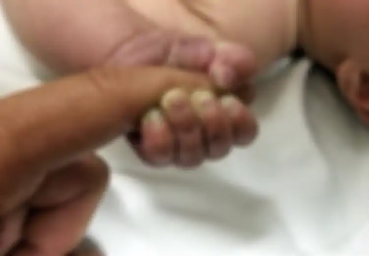 Laiknya Mukjizat! Bayi Ini Ditemukan Selamat di Hutan Setelah Dikubur Hidup-hidup