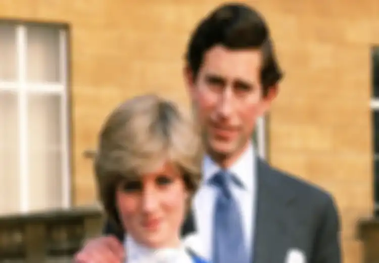 Ratu Elizabeth II Melotot Ketika Putri Diana Memilih Cincin Pertunangannya dengan Pangeran Charles