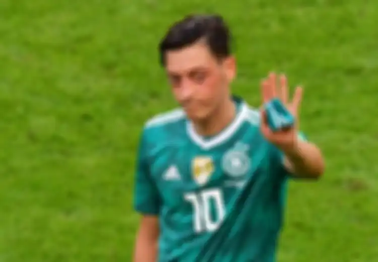 Terus Mendapat Perlakukan Rasis dan Diskriminatif, Mesut Ozil: Saya Tak Mau Lagi Kenakan Kostum Timnas Jerman