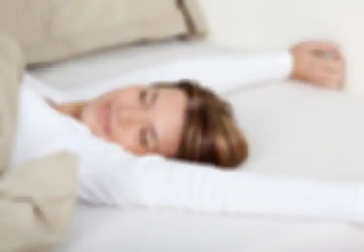 Ini yang akan Terjadi Jika Kita Tidur Tanpa Bantal, Patut Dicoba!