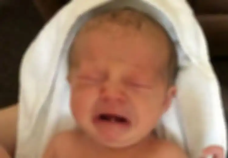 Super Langka, Bayi Ini Punya Gigi Sejak Lahir, Ini Kata Ahli