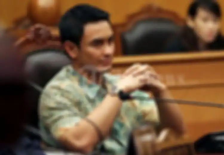 Uang Gratifikasi Zumi Zola Salah Satunya Diduga Digunakan untuk Membayar Belanja Online Sang Istri