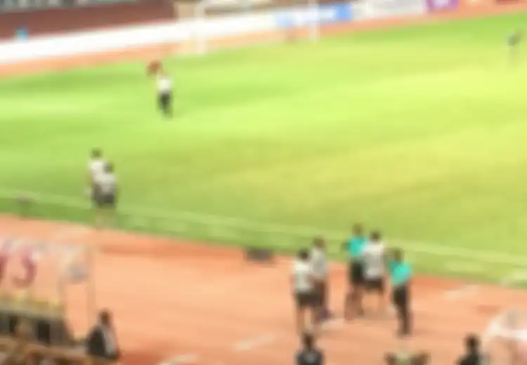 Bima Sakti Diganjar Kartu Merah: Bolehkah Wasit Memberi Kartu Merah untuk Pelatih Tim?