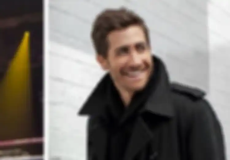 Ngaku Tak Pernah Pakai Baju saat Tidur, Jake Gyllenhaal Bikin Histeris, Ini Manfaat  Tidur Telanjang Bagi Kesehatan!