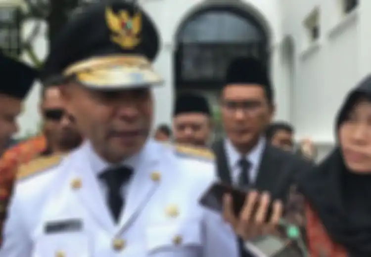 Baru Dilantik, Gubernur NTT: Buang Sampah Sembarangan Didenda Rp50.000
