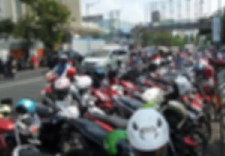 Jika Helm Hilang di Parkiran Ternyata Kita Bisa Menuntut Pengelola Parkir untuk Ganti Rugi, Ini Aturannya