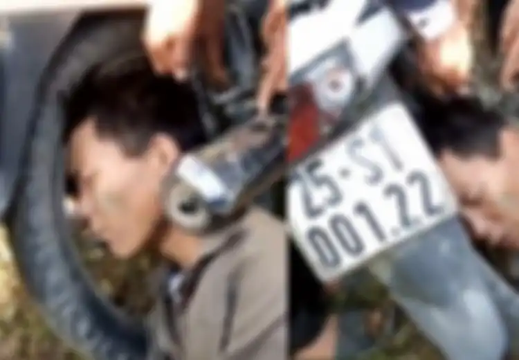 Viral Foto Kepala Orang yang Terjebak di Knalpot ini, Rupanya Begini Kisah di Baliknya