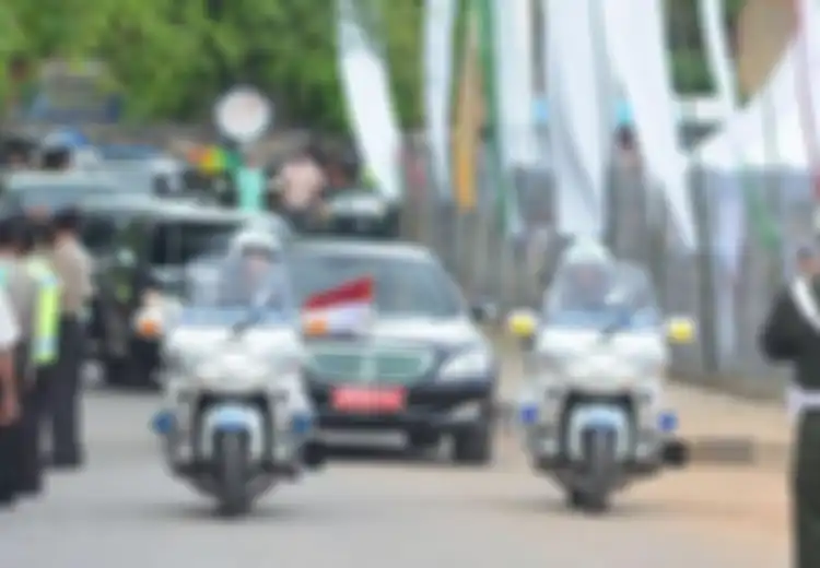Aksi 4 Polantas Solo yang Dahulukan Ambulans Melintas Ketimbang Iring-iringan Presiden Jokowi Tuai Pujian