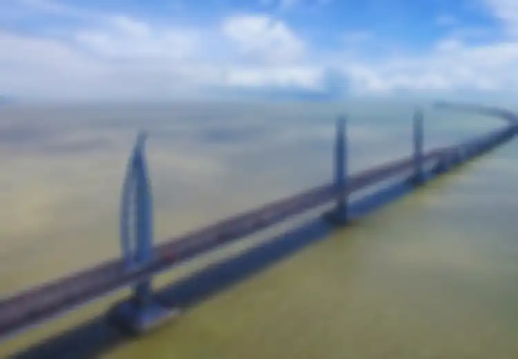 Mega Proyek China: Jembatan Terpanjang di Dunia akan Segera Dibuka, Ada Terowongan Bawah Lautnya!