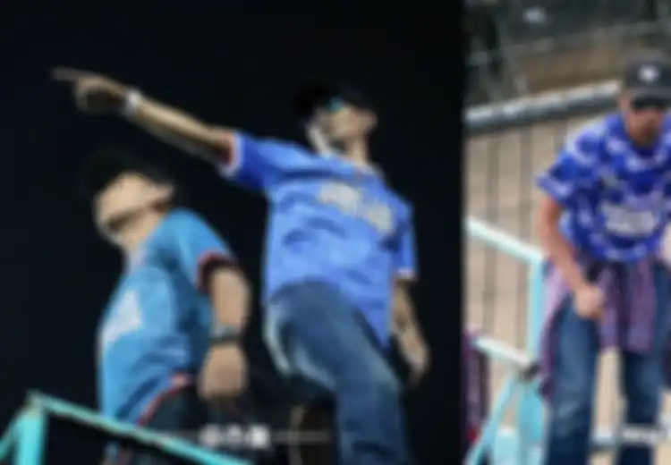 Yuli Sumpil Dihukum Seumur Hidup Tak Boleh Masuk Stadion: Jualan Kue Hingga Cincin Tunangan demi Arema