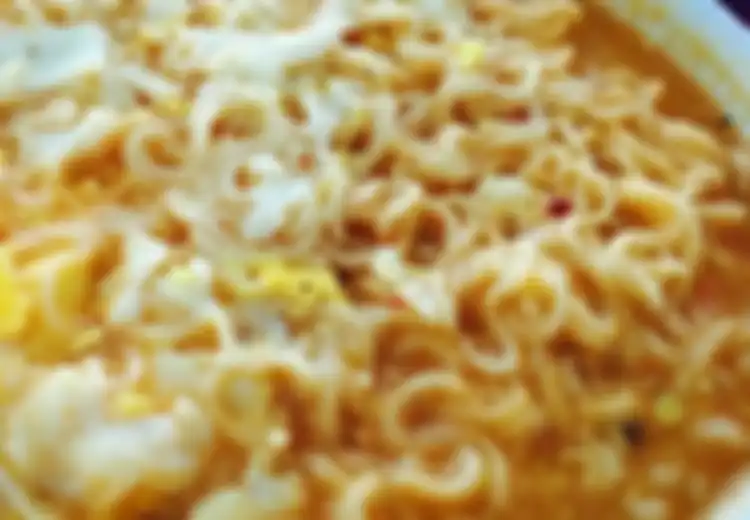 Pelajar Ini Meninggal Dunia Setelah Setiap Malam Makan Mi Instan