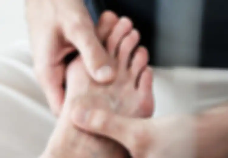 12 Tanda Gejala Asam Urat Tinggi pada Tangan dan Kaki, Salah Satunya Rentang Gerakan Terbatas