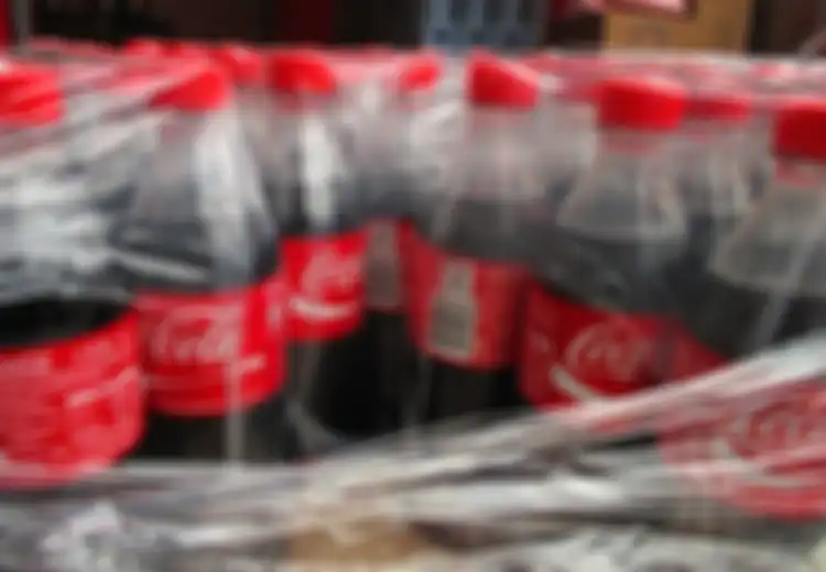 Anaknya Hanya Diberi Minum Coca-Cola Setelah Uangnya Habis untuk Beli Minuman Beralkohol, Ayah Ini Dipenjara