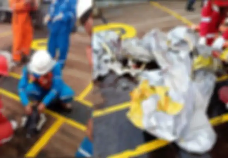 Lion Air JT 610 Jatuh, Ini Foto & Video Penemuan Puing dan Barang Penumpang oleh Basarnas di Perairan Karawang