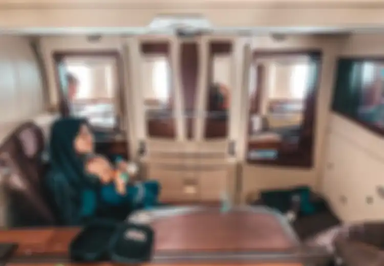 Rachel Vennya dan Xabiru Naik Pesawat Suite First Class, Harga Tiketnya Setara Untuk 30 Penumpang Kelas Ekonomi!