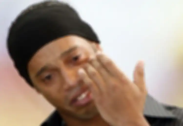 Ronaldinho Terancam Bangkrut, Ini Kisah 5 Mantan Pesepak Bola yang Terlilit Utang, Bahkan Ada yang Masuk Penjara