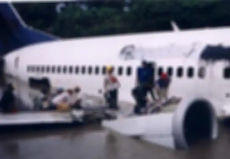 Kisah Mendebarkan saat Pesawat Garuda Indonesia GA421 Lakukan Pendaratan Darurat di Atas Sungai Bengawan Solo