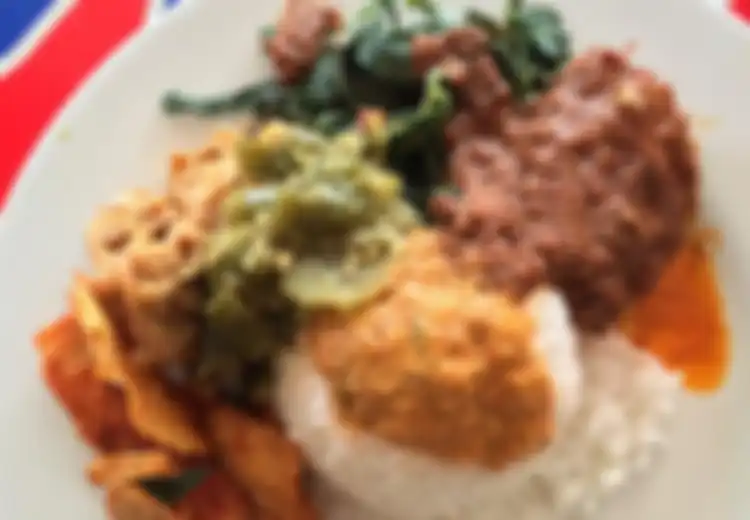 Tak Selalu Jahat Bagi Tubuh, Kita Boleh Konsumsi Nasi Padang, Namun ada Tapinya...