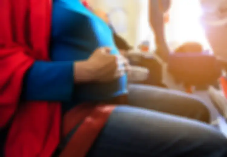 Ini Cara Aman untuk Ibu Hamil yang Ingin Berlibur dengan Kendaraan Mobil atau Kereta