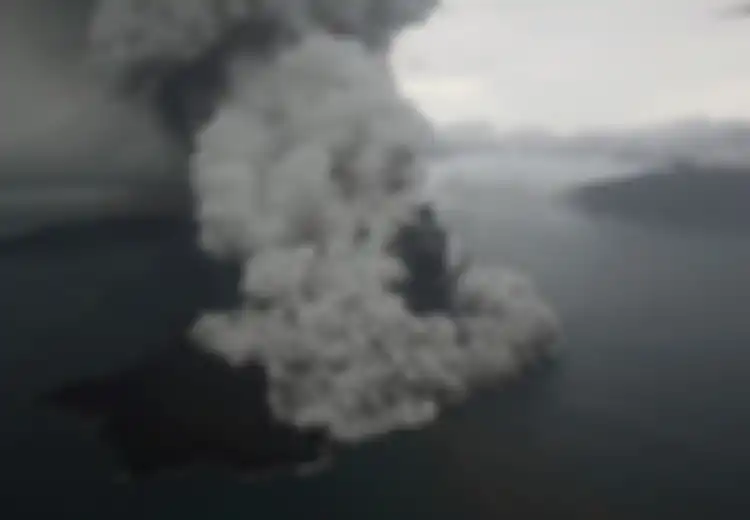 Meski Statusnya Naik Jadi Siaga, Gunung Anak Krakatau Dipastikan Tidak Sedang dalam Fase Mematikan