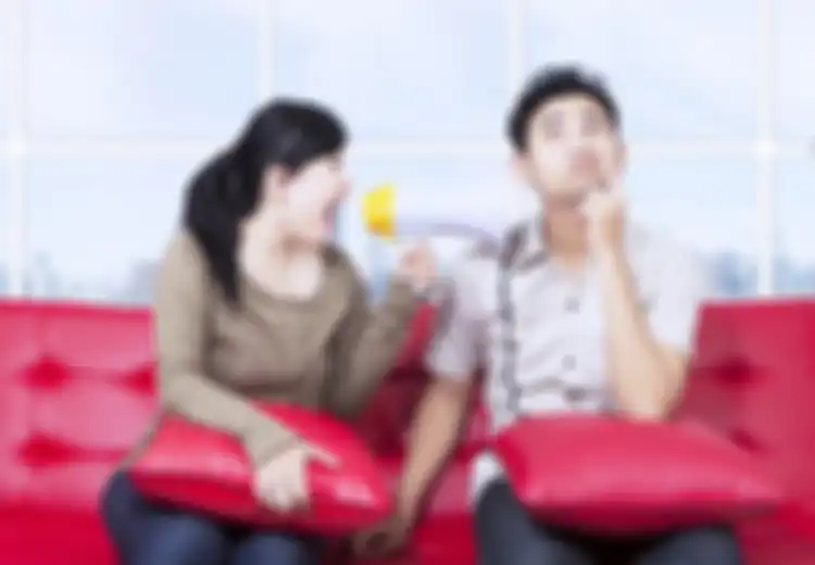 Istri Anda Cerewet? Jangan Kesal Dulu, Ternyata Ada Banyak Manfaatnya Untuk Suami, Lo!