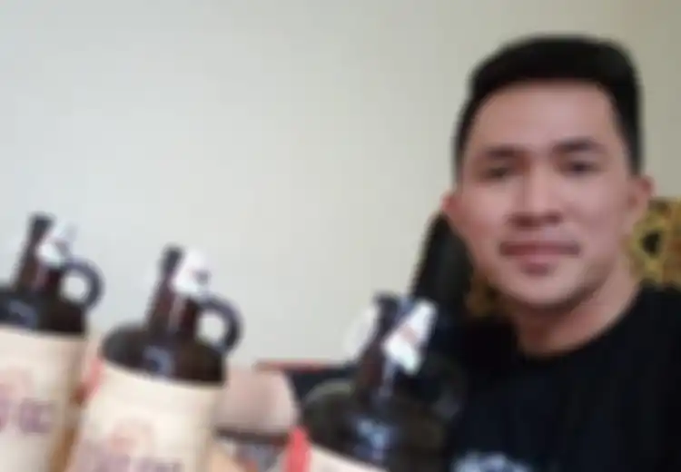 Cap Tikus Kini Sudah Legal dengan Kadar Alkohol 45 Persen, Ini Harga per Botolnya