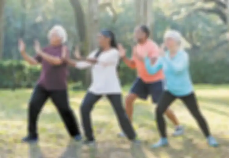 Ikuti Gerakan Tai Chi, Dapatkan Manfaat Bagi Mereka yang Bermasalah dengan Tulang dan Stres