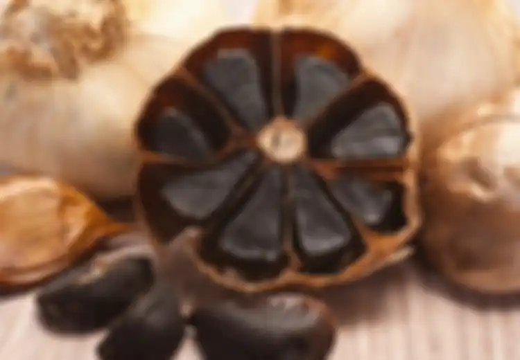 Ini Manfaat Luar Biasa Konsumsi Bawang Hitam Secara Rutin, dari Obat Sakit Gigi Hingga Turunkan Berat Badan