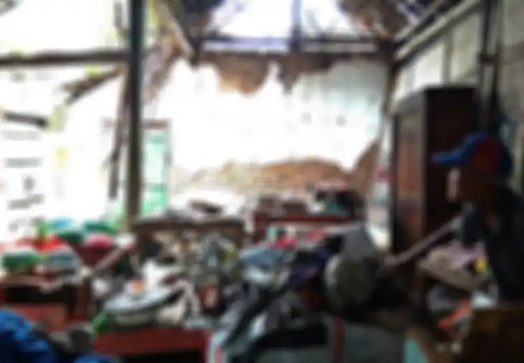 Tak Mau Repotkan Anak dan Cucunya, Mbah Sadikun Kuncoro Ikhlas Tinggal di Rumah Reyot